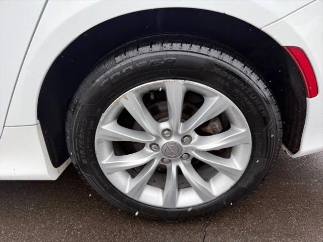 2015 Chrysler 200 C