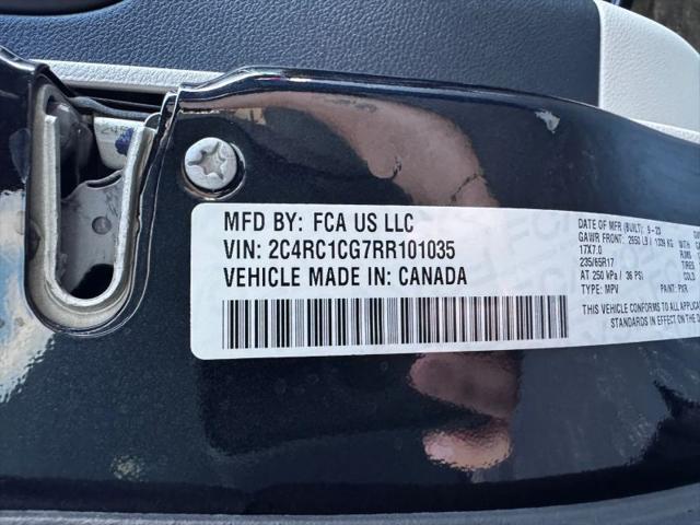 2024 Chrysler Voyager LX