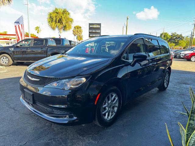 2024 Chrysler Voyager LX