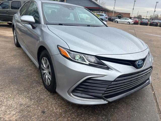 2023 Toyota Camry LE Hybrid