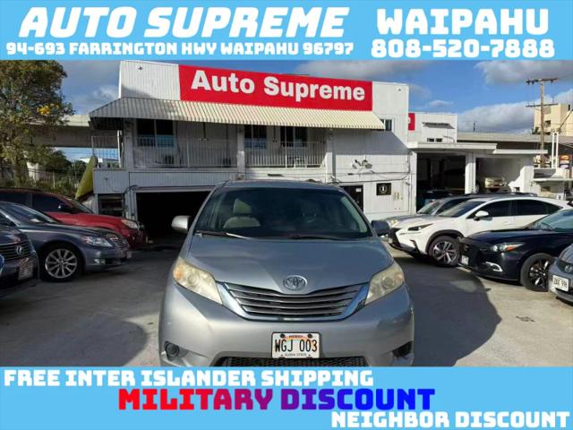 2015 Toyota Sienna LE 7 Passenger