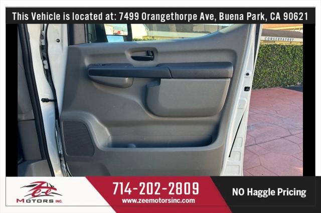 2021 Nissan 2500 SV Standard Roof V6