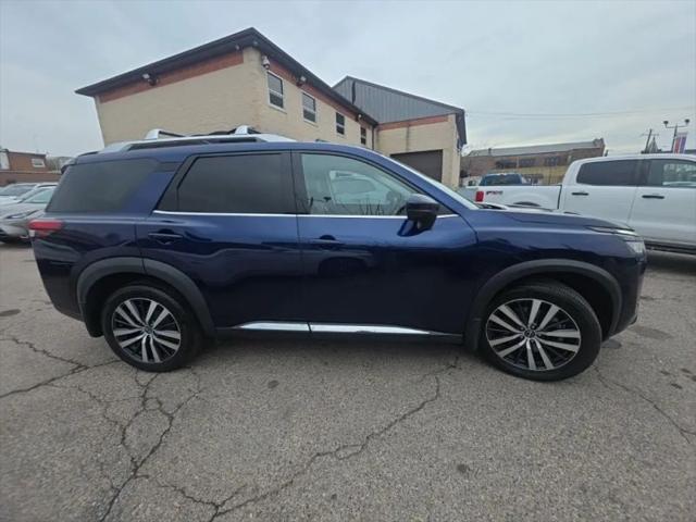 2022 Nissan Pathfinder Platinum 4WD