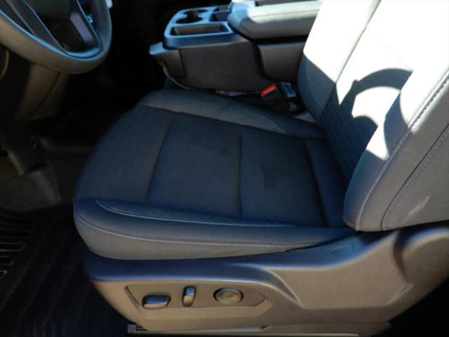 2025 GMC Sierra 1500 4WD Regular Cab Standard Box Pro