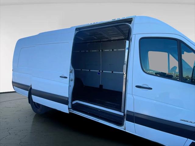 2014 Freightliner Sprinter High  Roof