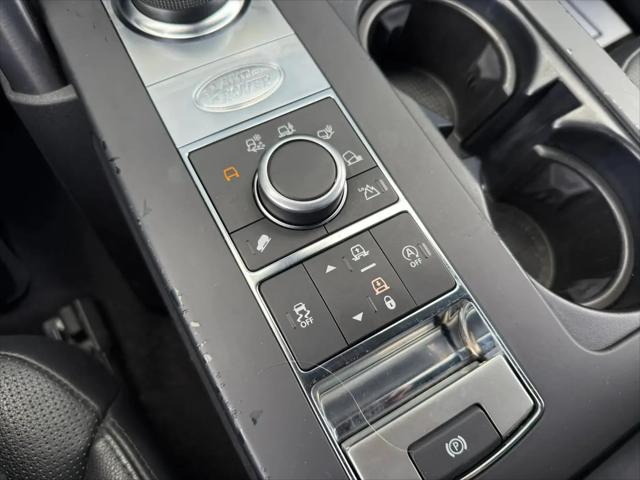 2020 Land Rover Discovery Landmark Edition