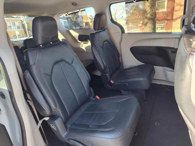 2019 Chrysler Pacifica Touring L