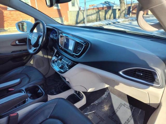 2019 Chrysler Pacifica Touring L