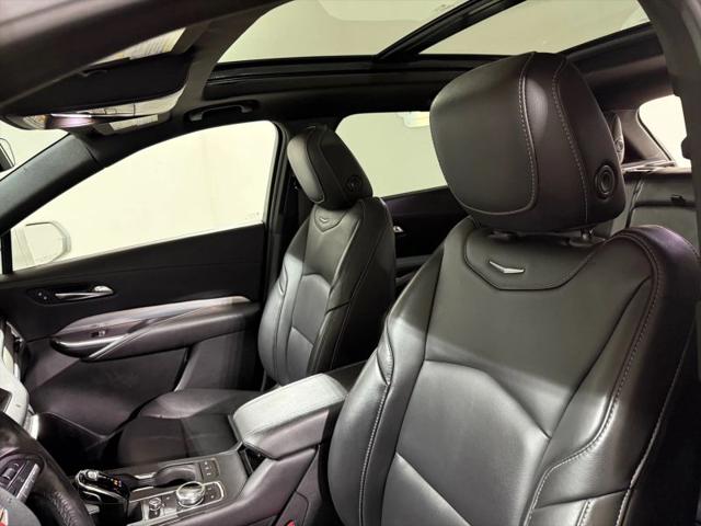 2020 Cadillac XT4 AWD Premium Luxury