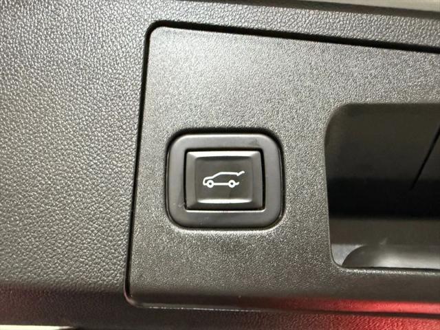 2020 Cadillac XT4 AWD Premium Luxury