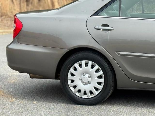 2003 Toyota Camry LE
