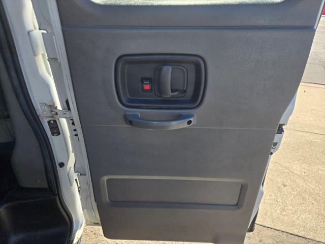 2016 GMC Savana 3500 LS
