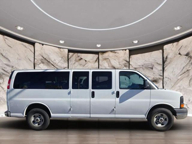 2016 GMC Savana 3500 LS