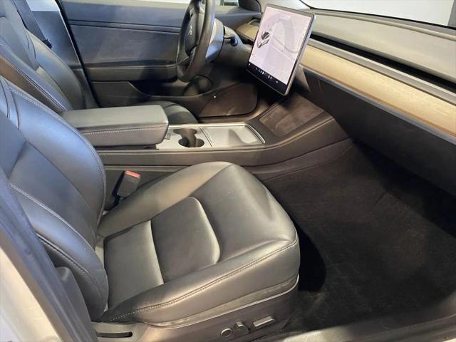 2021 Tesla Model 3 Standard Range Plus Rear-Wheel Drive