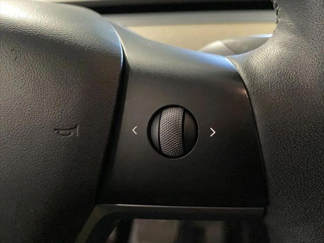 2021 Tesla Model Y Standard Range Rear-Wheel Drive