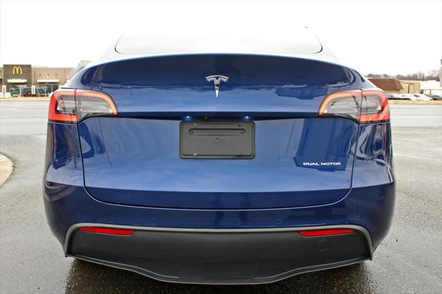 2022 Tesla Model Y Long Range Dual Motor All-Wheel Drive