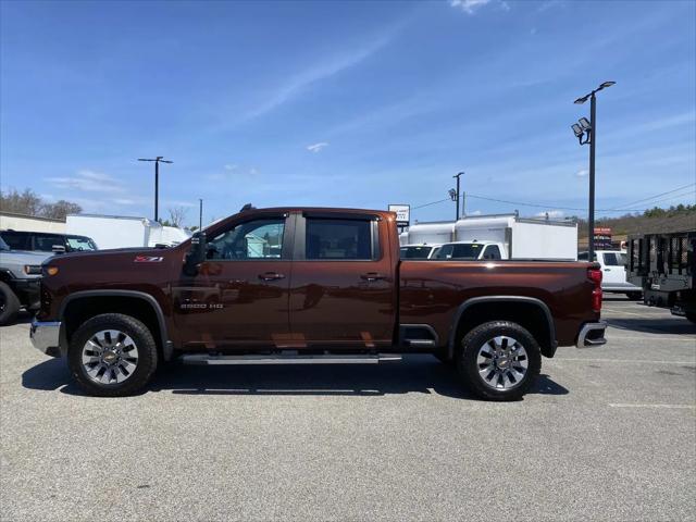 2024 Chevrolet Silverado 2500HD 4WD Crew Cab Standard Bed LT