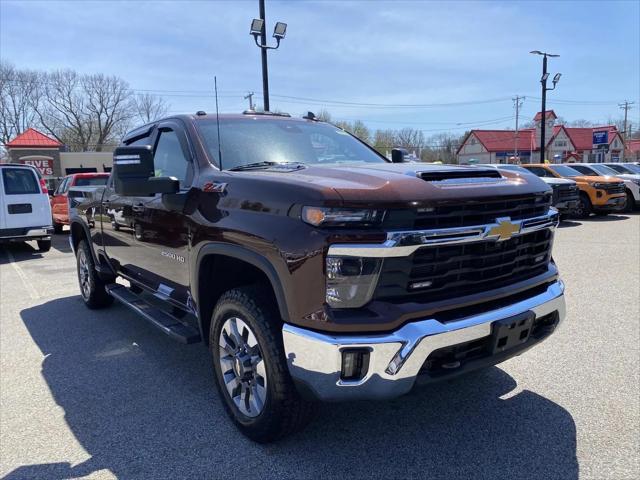 2024 Chevrolet Silverado 2500HD 4WD Crew Cab Standard Bed LT