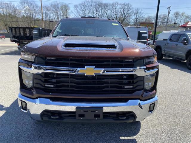 2024 Chevrolet Silverado 2500HD 4WD Crew Cab Standard Bed LT