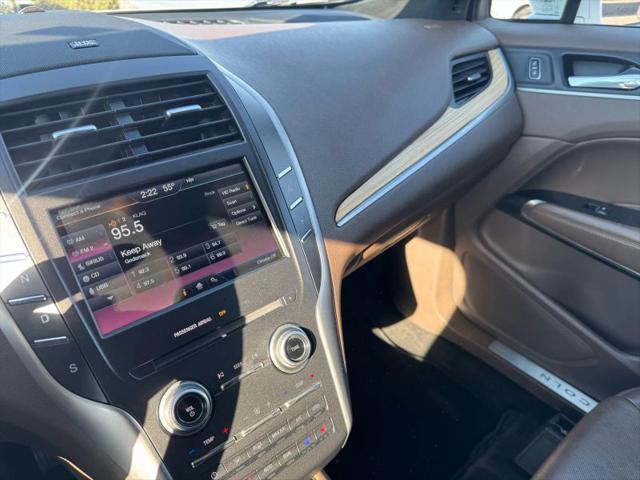 2015 Lincoln MKC Base