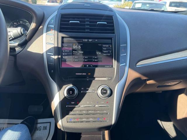 2015 Lincoln MKC Base