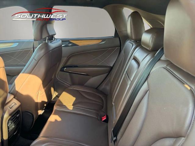 2015 Lincoln MKC Base