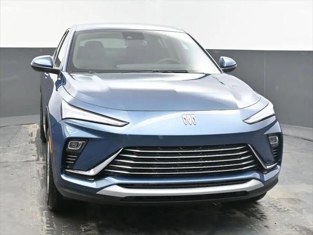 2026 Buick NV Preferred FWD