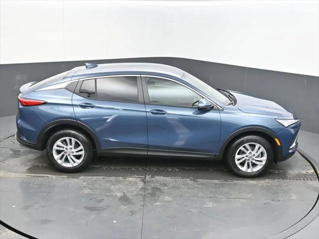 2026 Buick NV Preferred FWD