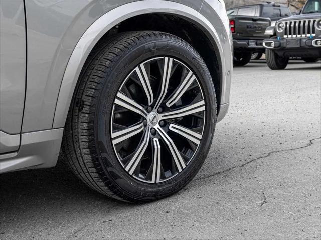 2024 Volvo XC90 B6 Plus Bright Theme 7-Seater