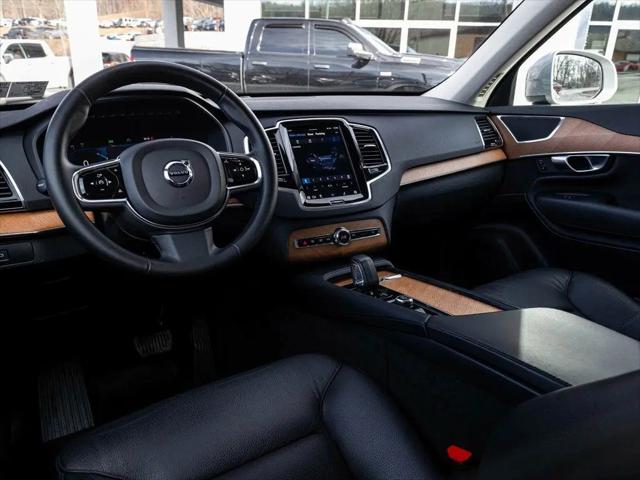 2024 Volvo XC90 B6 Plus Bright Theme 7-Seater