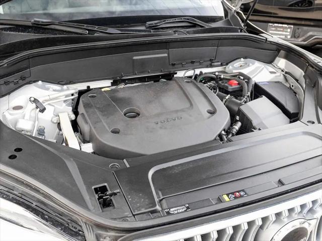 2024 Volvo XC90 B6 Plus Bright Theme 7-Seater