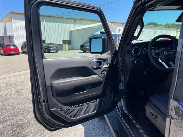 2026 Jeep Wrangler 4-Door Sahara 4x4