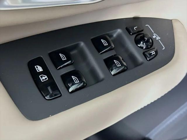 2026 Volvo XC90 Plus, B6 AWD Gas (mild hybrid), Gasoline, Bright, 7 Seats