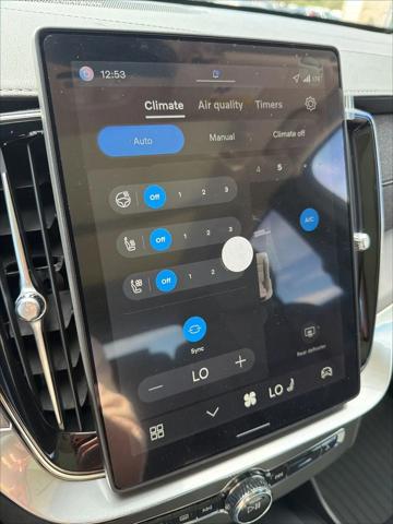 2026 Volvo XC90 Ultra, B6 AWD Gas (mild hybrid), Gasoline, Bright, 7 Seats
