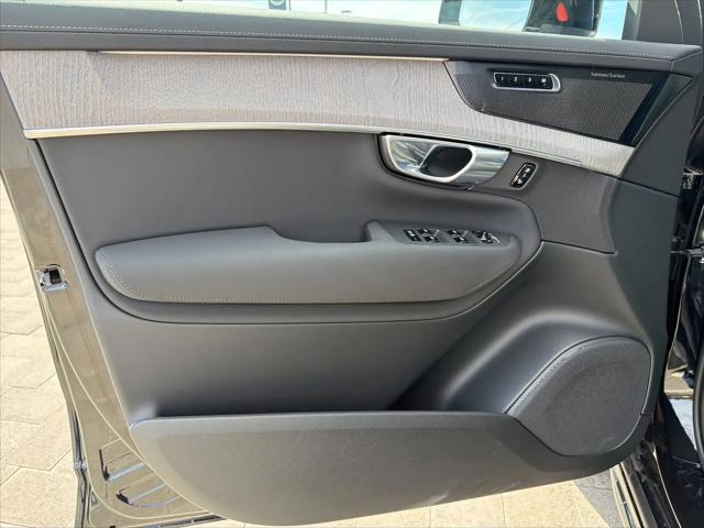 2026 Volvo XC90 Ultra, B6 AWD Gas (mild hybrid), Gasoline, Bright, 7 Seats