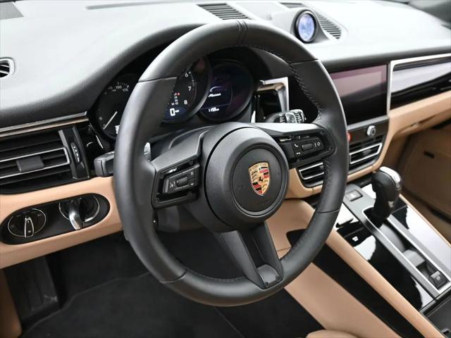 2025 Porsche Macan Macan
