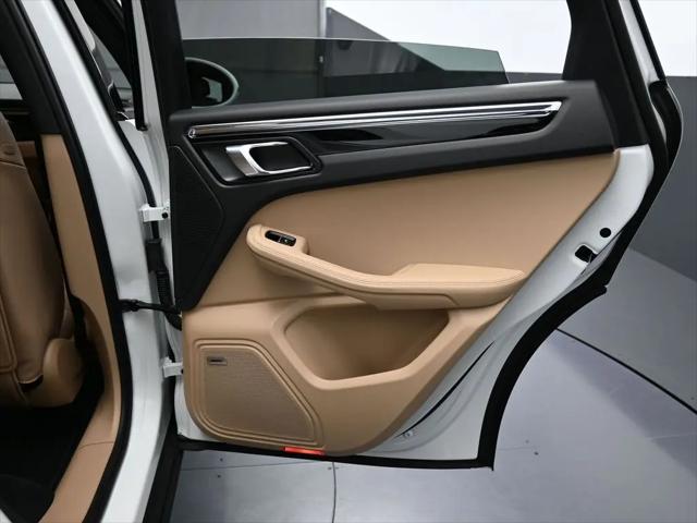 2025 Porsche Macan Macan