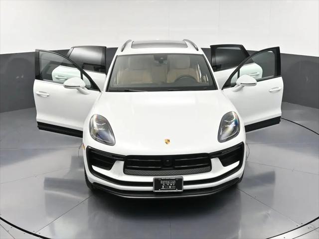 2025 Porsche Macan Macan