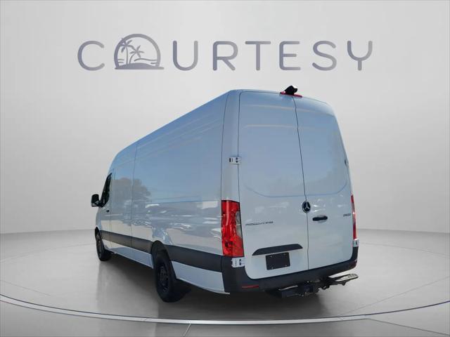 2026 Mercedes-Benz Sprinter 2500 High Roof 4-Cyl Diesel