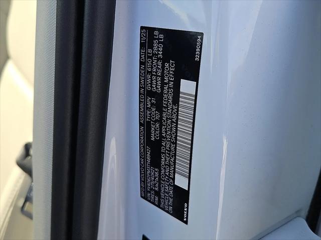 2026 Volvo XC90 Ultra Dark Theme, B6 AWD Gas (mild hybrid), Gasoline, 7 Seats