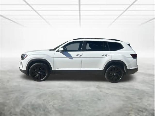 2026 Volkswagen Atlas SE with Technology