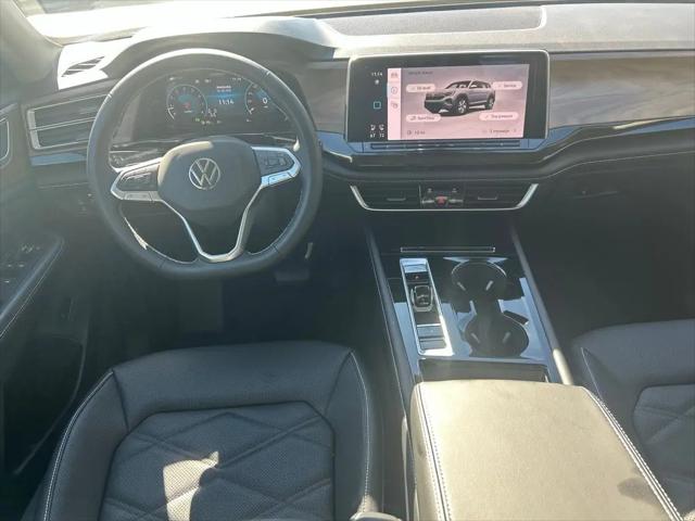 2026 Volkswagen Atlas SE with Technology