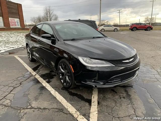 2015 Chrysler 200 S