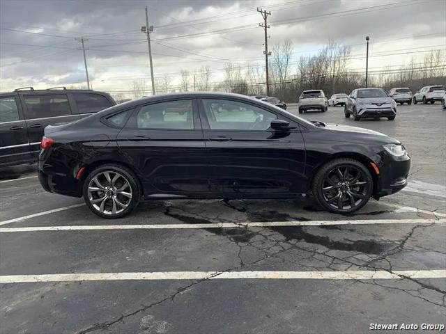 2015 Chrysler 200 S