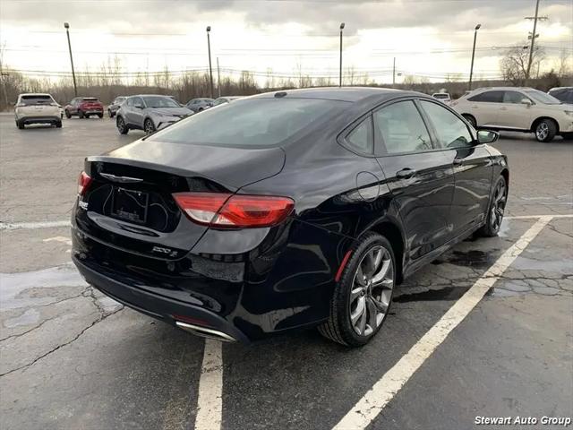2015 Chrysler 200 S