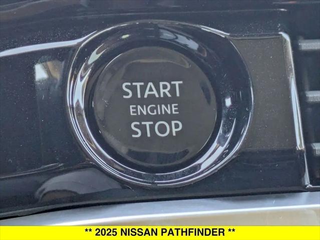 2025 Nissan Pathfinder Platinum 4WD