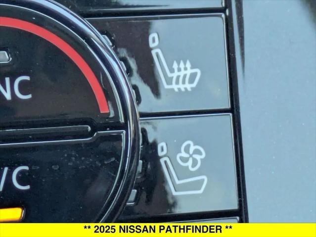 2025 Nissan Pathfinder Platinum 4WD