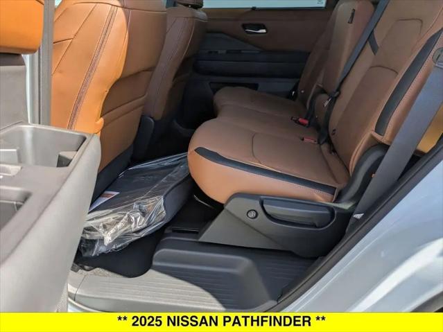 2025 Nissan Pathfinder Platinum 4WD