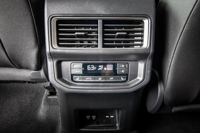 2026 Volkswagen Atlas SEL Premium R-Line