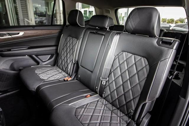 2026 Volkswagen Atlas SEL Premium R-Line